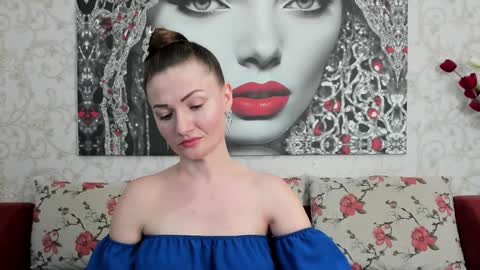 Snapshot of illegalbeauty87 chatting on 1, 2, 2025 Ingrid or more easier...Miss GoDDess Mistress online show from 1, 2, 2025