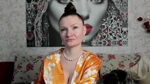 Snapshot of illegalbeauty87 chatting on 3, 2, 2025 Ingrid or more easier...Miss GoDDess Mistress online show from 3, 2, 2025