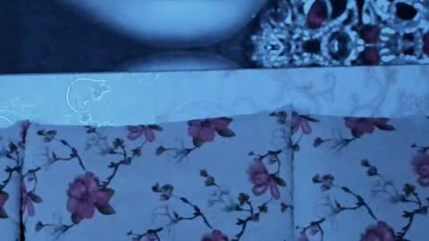 Snapshot of illegalbeauty87 chatting on 21, 2, 2025 Ingrid or more easier...Miss GoDDess Mistress online show from 21, 2, 2025