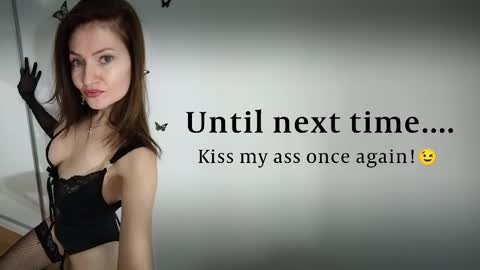 Snapshot of illegalbeauty87 chatting on 4, 3, 2025 Ingrid or more easier...Miss GoDDess Mistress online show from 4, 3, 2025