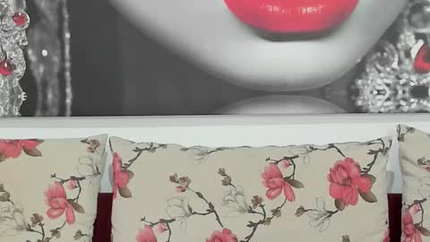 Snapshot of illegalbeauty87 chatting on 1, 10, 2025 Ingrid or more easier...Miss GoDDess Mistress online show from 1, 10, 2025