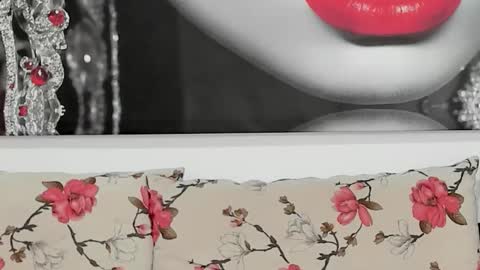 Snapshot of illegalbeauty87 chatting on 4, 10, 2025 Ingrid or more easier...Miss GoDDess Mistress online show from 4, 10, 2025