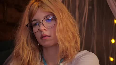 Lindsey and Candice online show from 6, 5, 2026