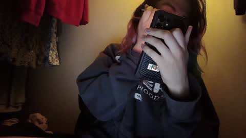Snapshot of illlypad_lilac chatting on 25, 6, 2026 Lilly online show from 25, 6, 2026