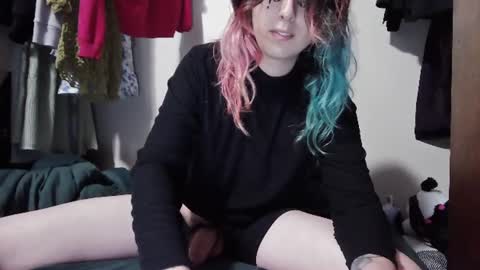 Snapshot of illlypad_lilac chatting on 27, 6, 2026 Lilly online show from 27, 6, 2026