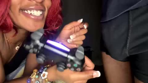 Snapshot of illoqu3nt chatting on 21, 1, 2025 Dre online show from 21, 1, 2025