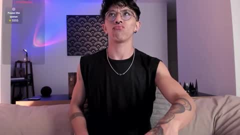 Snapshot of im__thomas chatting on 14, 12, 2025 IM THOMAS online show from 14, 12, 2025