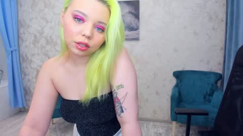 Roxy online show from 6, 2, 2025