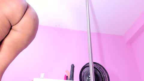 Snapshot of im_a_slut40 chatting on 7, 2, 2025 im_a_slut40 online show from 7, 2, 2025