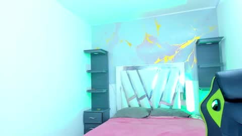 im_brittany_333 online show from 4, 2, 2026