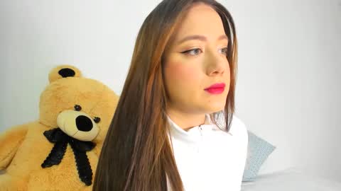 Caro   online show from 28, 2, 2026