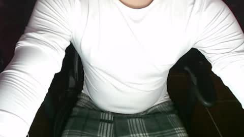 Snapshot of im_dave21 chatting on 27, 4, 2026 im_dave21 online show from 27, 4, 2026