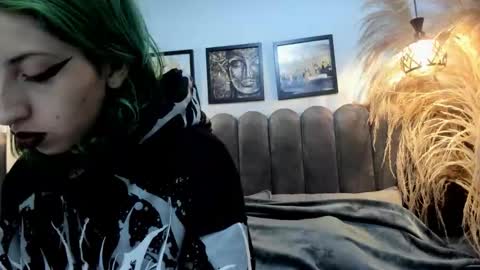 Snapshot of im_gaia chatting on 16, 12, 2025 Im Gaia online show from 16, 12, 2025