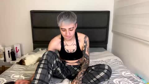 Laia online show from 7, 2, 2025