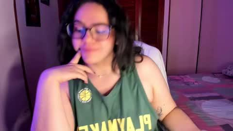 mei mei uwu online show from 23, 11, 2025