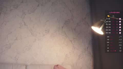 Snapshot of im_not_shy chatting on 28, 2, 2025 Katrina online show from 28, 2, 2025