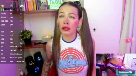 Lisa Hyga online show from 30, 10, 2025