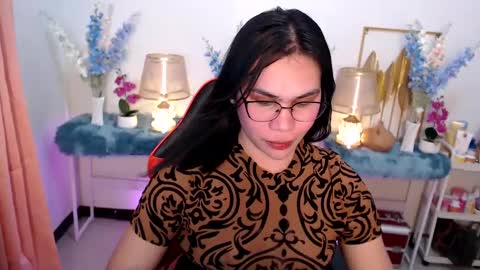 Ashley online show from 12, 2, 2025