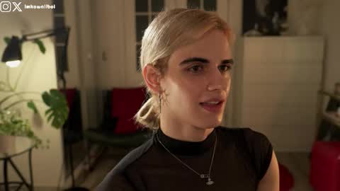 sasha hethey online show from 4, 12, 2025