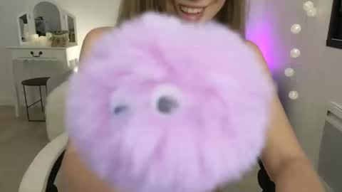 ImKeira online show from 27, 1, 2025