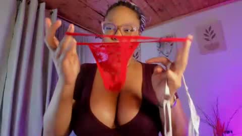 Snapshot of imlauraa chatting on 27, 6, 2026 Laurita Aries Guys on April 13th and 14th I will be offline for my birthday I love you very much. online show from 27, 6, 2026