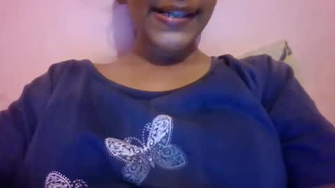 Snapshot of imlovelyrose chatting on 2, 12, 2024 ROSE online show from 2, 12, 2024