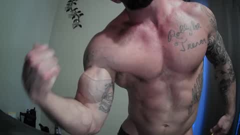 Snapshot of imnewherelollol chatting on 13, 1, 2025 Majordadbod101 online show from 13, 1, 2025