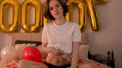 Snapshot of imogensy chatting on 4, 3, 2026 my name Imo Fansly online show from 4, 3, 2026