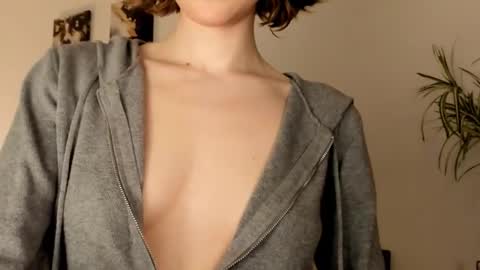 Snapshot of imogensy chatting on 11, 3, 2026 my name Imo Fansly online show from 11, 3, 2026