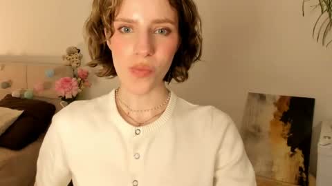 Snapshot of imogensy chatting on 13, 3, 2026 my name Imo Fansly online show from 13, 3, 2026