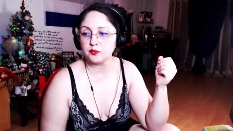 Empress online show from 30, 1, 2025