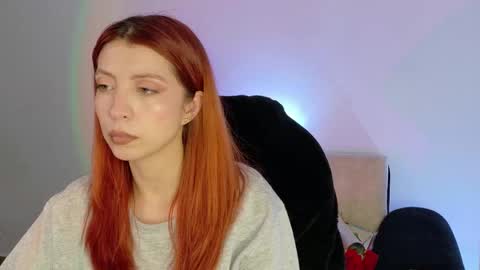 Snapshot of imsiennabellucci chatting on 2, 2, 2026 Sienna online show from 2, 2, 2026