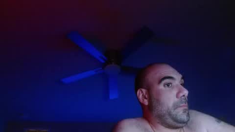 Snapshot of imthatfnguy chatting on 18, 2, 2025 I use to be imeverythingandnothing online show from 18, 2, 2025