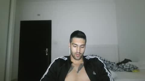 Snapshot of imyouroniichan chatting on 31, 10, 2025 imyouroniichan online show from 31, 10, 2025