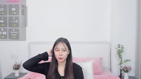 Snapshot of inadaphne chatting on 26, 6, 2026 Ina online show from 26, 6, 2026
