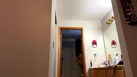 Snapshot of inandout001 chatting on 5, 10, 2025 Dirty Sissyslut online show from 5, 10, 2025