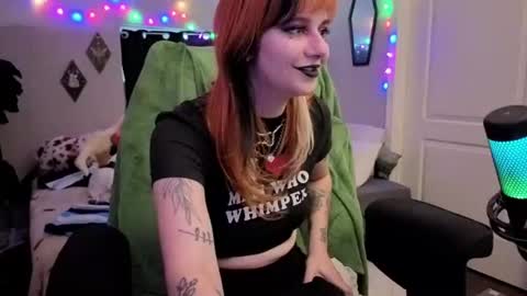 Snapshot of inarafoxxx chatting on 17, 6, 2026 Inarafoxx online show from 17, 6, 2026