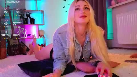 Snapshot of inchcaser chatting on 21, 2, 2026 Dina Help me reach 100 likes online show from 21, 2, 2026