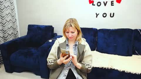 Snapshot of incredible_ariela chatting on 25, 3, 2026 incredible_ariela online show from 25, 3, 2026