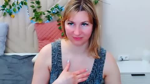 Snapshot of incredible_ariela chatting on 11, 4, 2026 incredible_ariela online show from 11, 4, 2026
