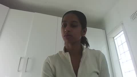 indanbella19 online show from 8, 5, 2026