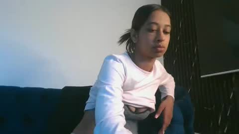 indanbella19 online show from 11, 5, 2026