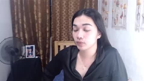 indestructabletrixie online show from 22, 1, 2025