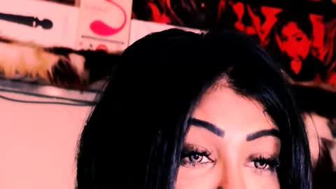 Snapshot of indian_dreamgirl chatting on 26, 11, 2025 Bella Ambrosia online show from 26, 11, 2025