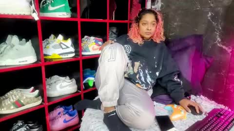 Snapshot of indianbeauty27_ chatting on 16, 5, 2026 Nikki online show from 16, 5, 2026