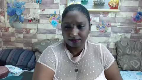 Snapshot of indianblue3 chatting on 9, 9, 2025 tracy online show from 9, 9, 2025
