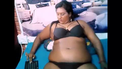 Snapshot of indiancherry4u2luv chatting on 10, 3, 2025 indiancherry4u2luv online show from 10, 3, 2025