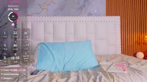 LITTLE AINHOA  online show from 15, 10, 2025