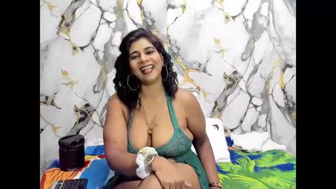 Snapshot of indianerotica69 chatting on 22, 10, 2025 JOSE online show from 22, 10, 2025