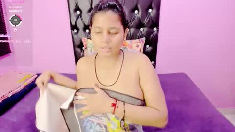 Snapshot of indianflame chatting on 4, 1, 2025 PARADISEQUEEN online show from 4, 1, 2025